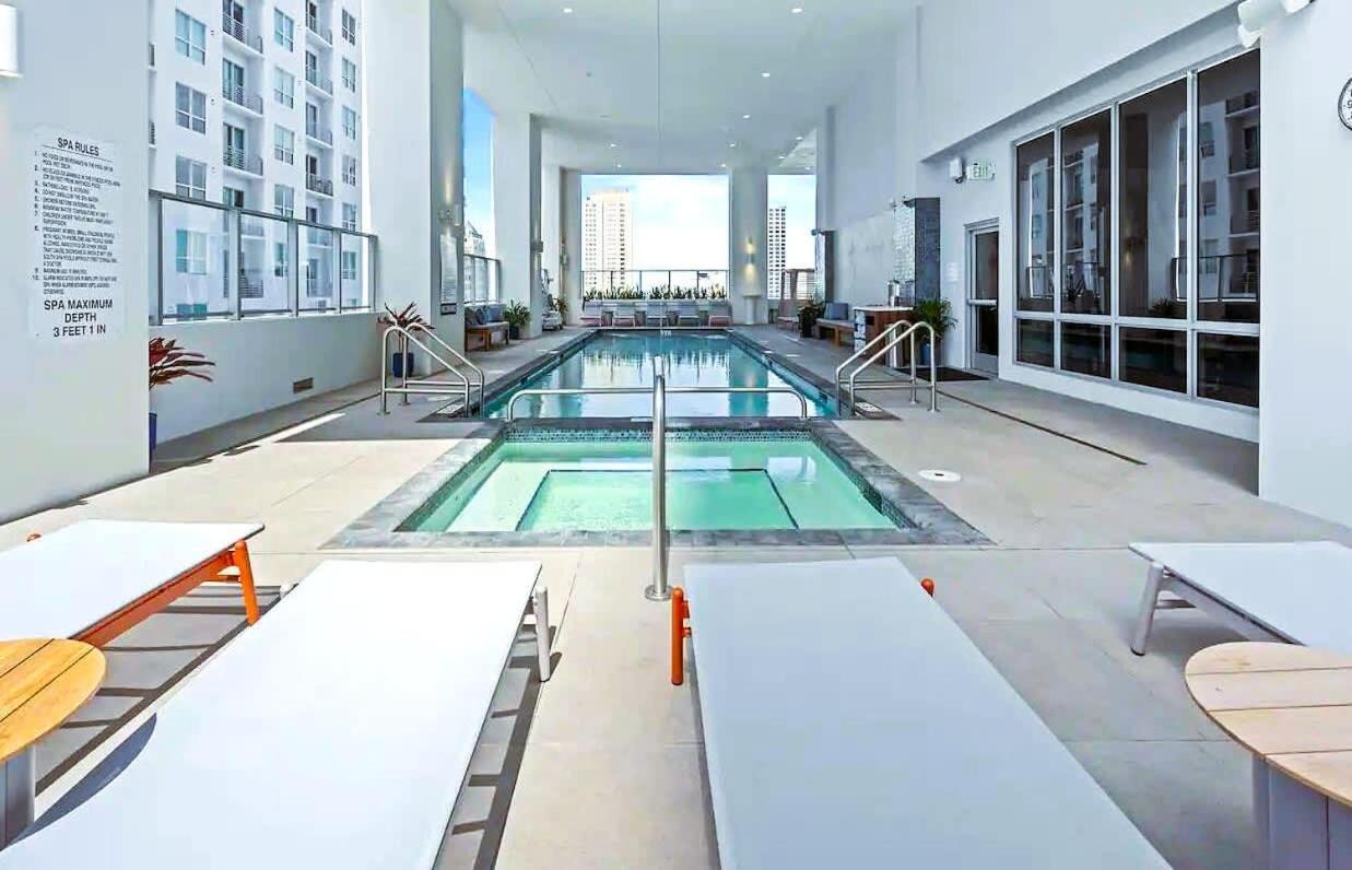 Heart Of Downtown Miami Studio Pool & Gym Lejlighed Eksteriør billede