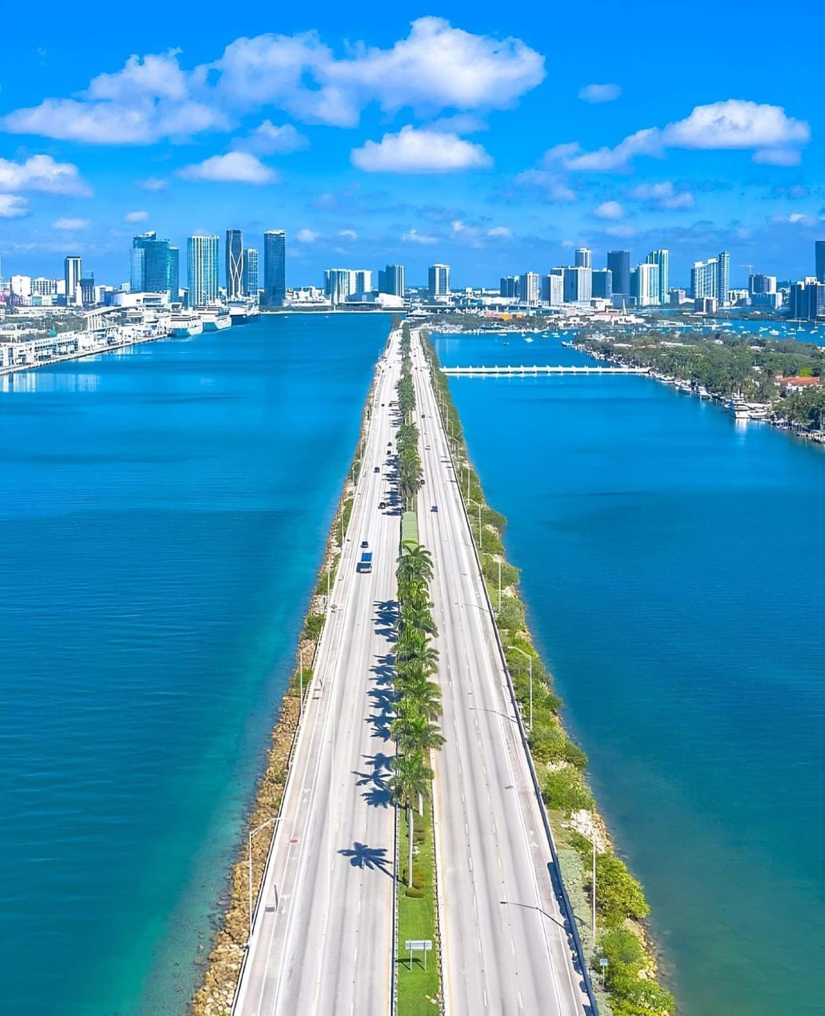 Heart Of Downtown Miami Studio Pool & Gym Lejlighed Eksteriør billede